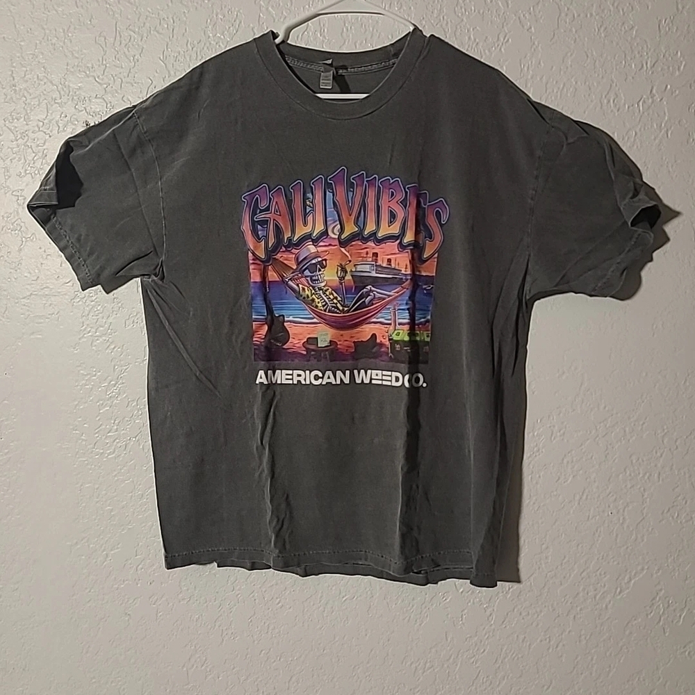 Cali Vibes Dark Gray Graphic Tee XL